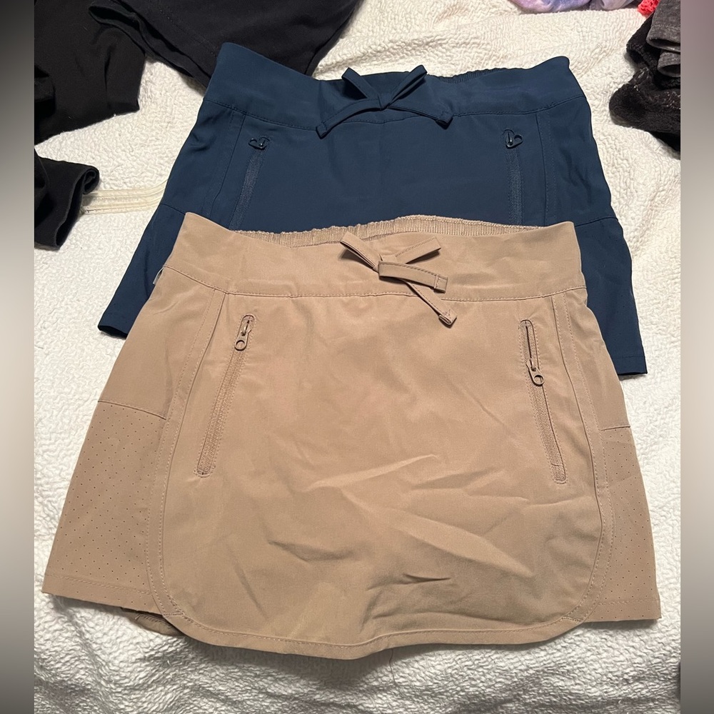 Girls skort, size 7 small